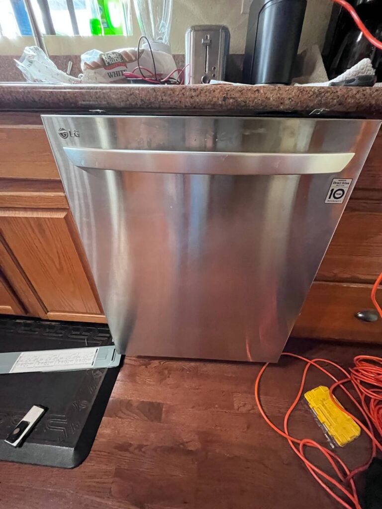  lg dishwasher from photo, not filling water